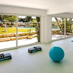 Stunning 10 Bedrooms Lacuna Deluxe Private Pool Lagos