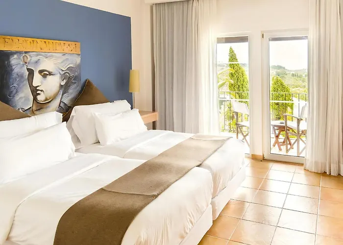 Stunning 10 Bedrooms Lacuna Deluxe Private Pool