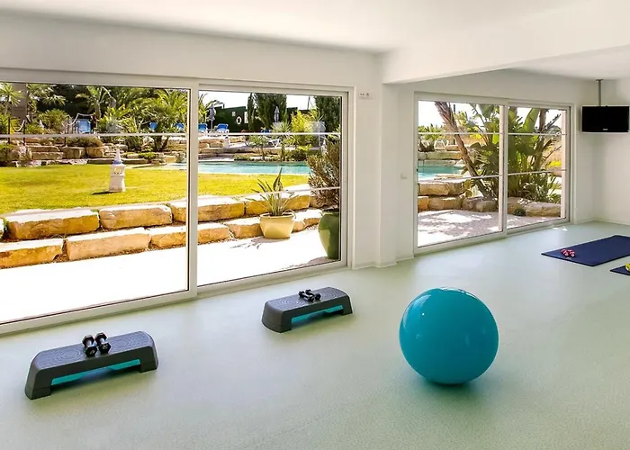 Stunning 10 Bedrooms Lacuna Deluxe Private Pool ラゴス