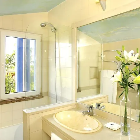 Stunning 10 Bedrooms Lacuna Deluxe Private Pool Vila Lagos